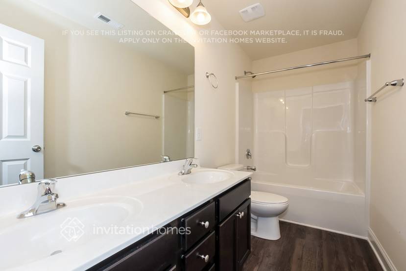 Building Photo - 9823 Maywine Cir