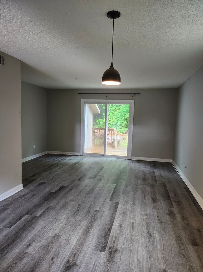 Building Photo - 778-780 Winding Hills Ln