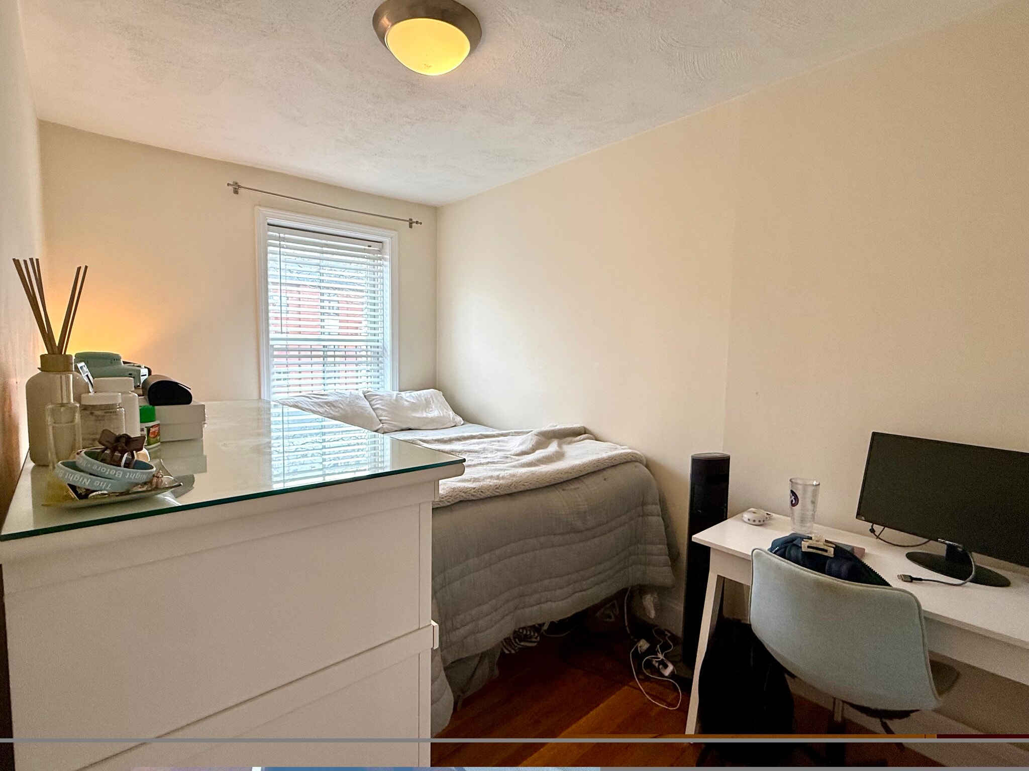 Building Photo - 631 Tremont St