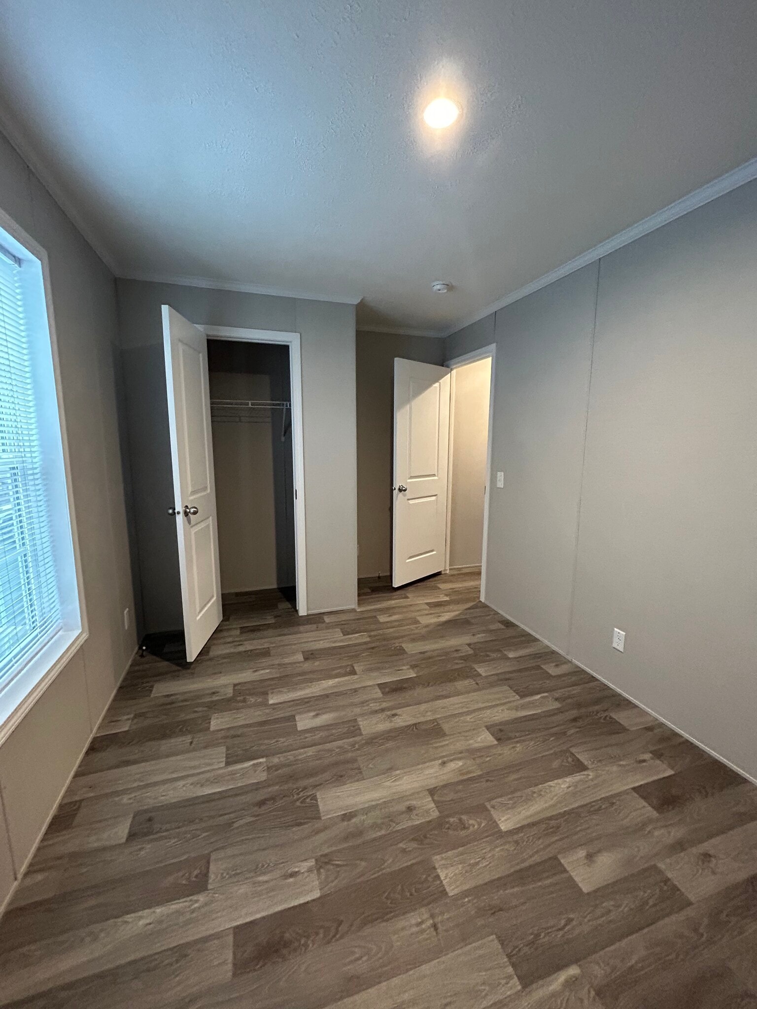 Building Photo - 2366 Harbor Dr