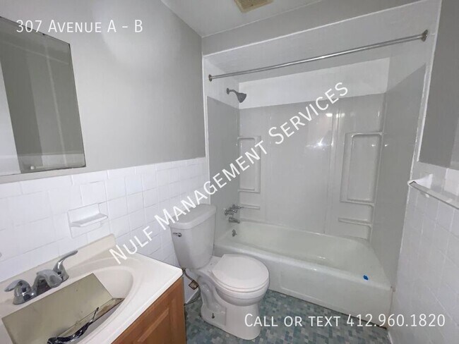 Building Photo - 307 Avenue A