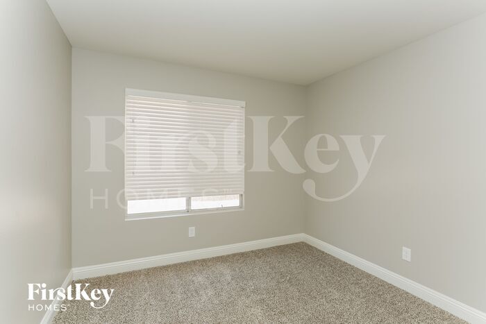 Building Photo - 1651 Heather Ridge Rd