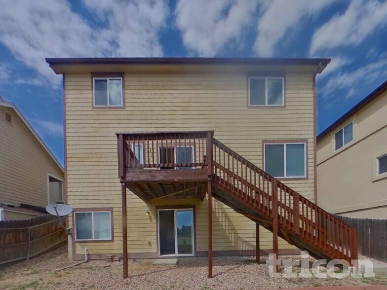 Building Photo - 7335 Dobbs Dr