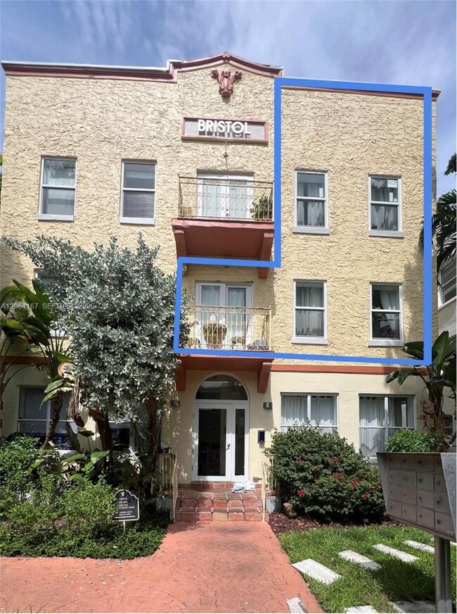 Building Photo - 1350 Pennsylvania Ave