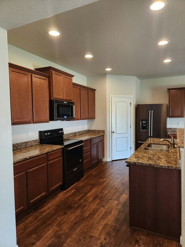 Building Photo - 10163 Seawolf Dr