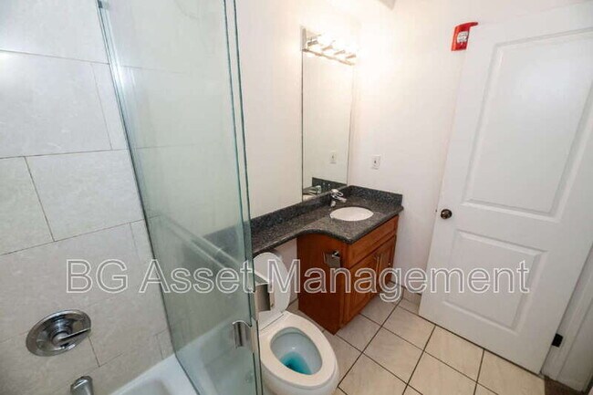 Building Photo - 1459 MacArthur Blvd