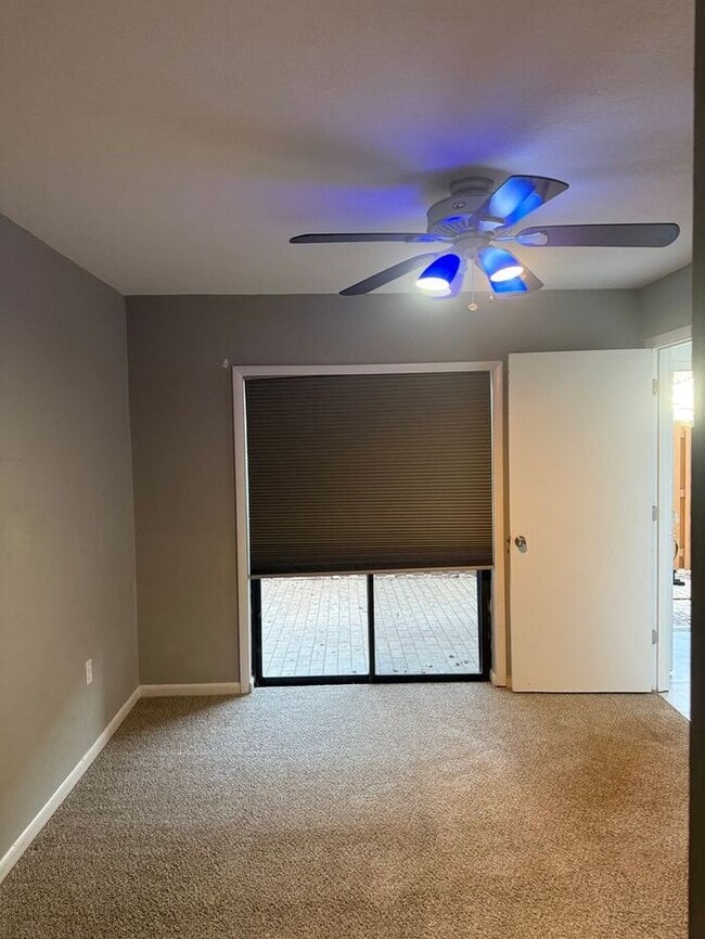 Building Photo - Fantastic 3/3 Townhome in Windsor Pines, Kissimmee