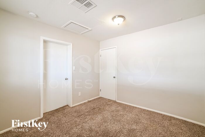 Building Photo - 2933 W Citrus Way