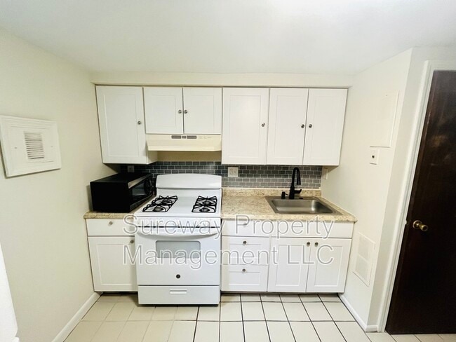 Building Photo - 314 W Wildey St