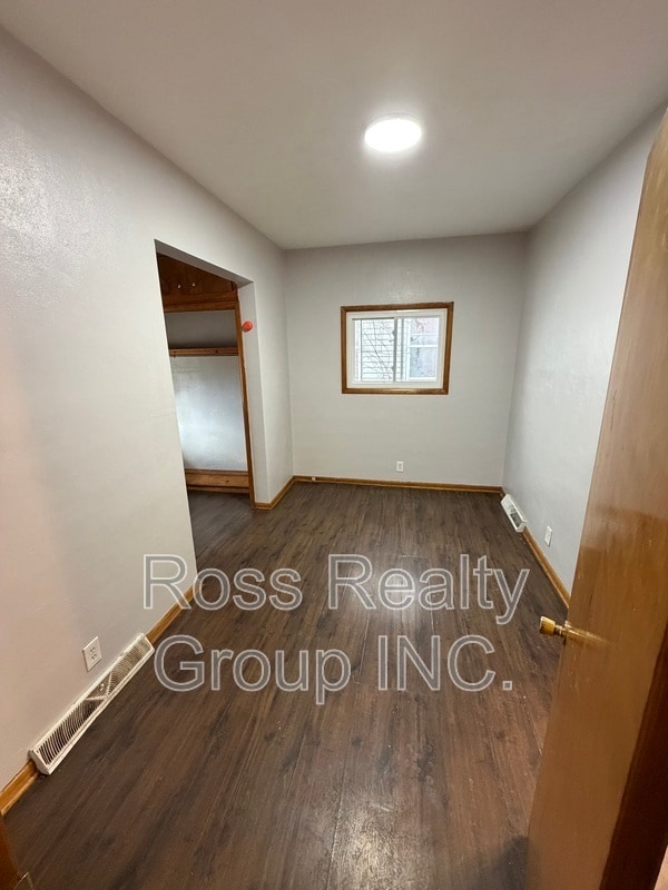 Building Photo - 413 Sandusky St