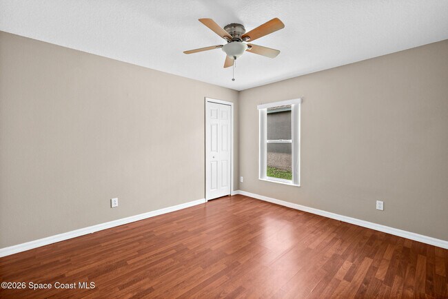 Building Photo - 2467 Deercroft Dr