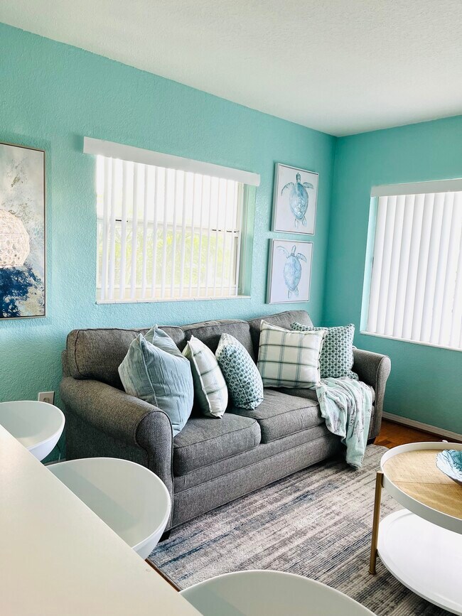 Building Photo - 515 129th Ave E