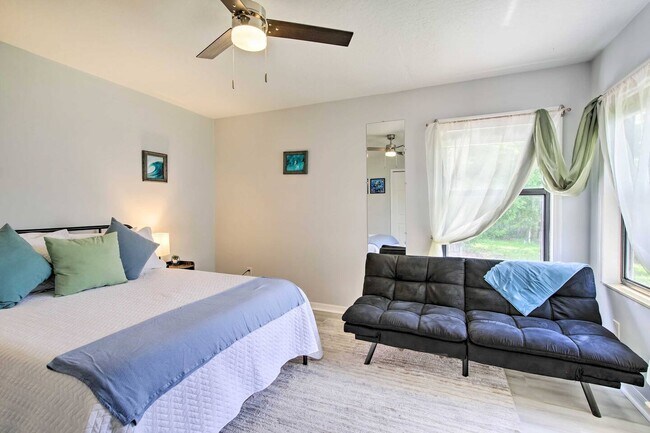 Building Photo - 1526 Quiescent Ln