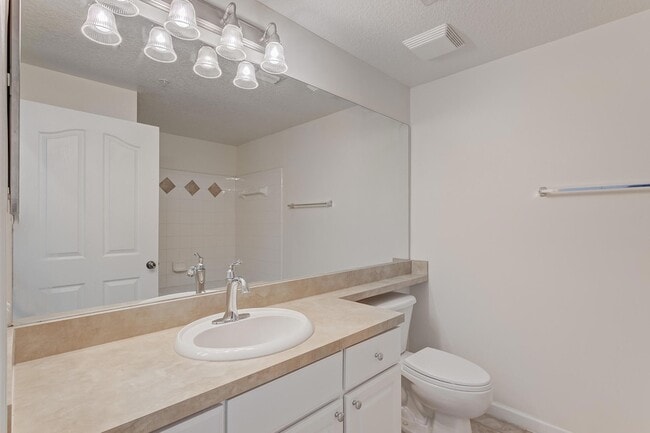 Building Photo - 9303 Myrtlewood Cir W