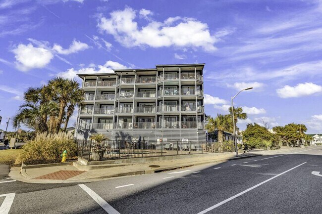 Building Photo - 1906 S Ocean Blvd
