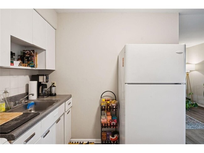 Building Photo - 3513 Emerson Ave S