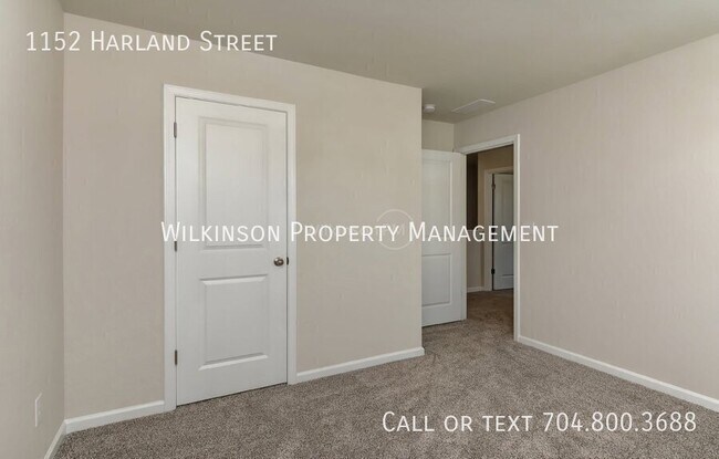 Building Photo - 1152 Harland St