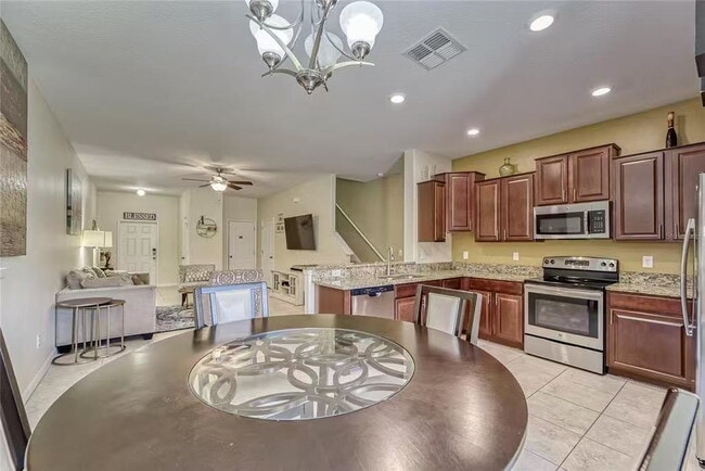 Building Photo - 2235 Golden Falcon Dr