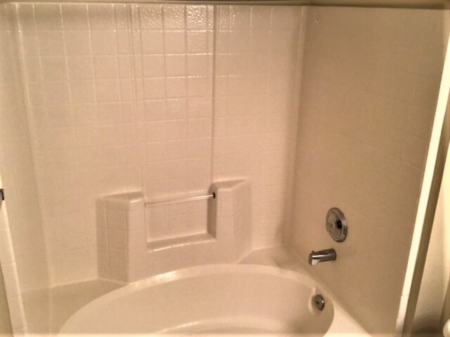 Building Photo - 113 Trickle Dr