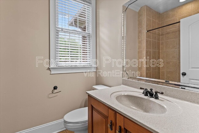 Building Photo - 7887 Mountain Shore Dr