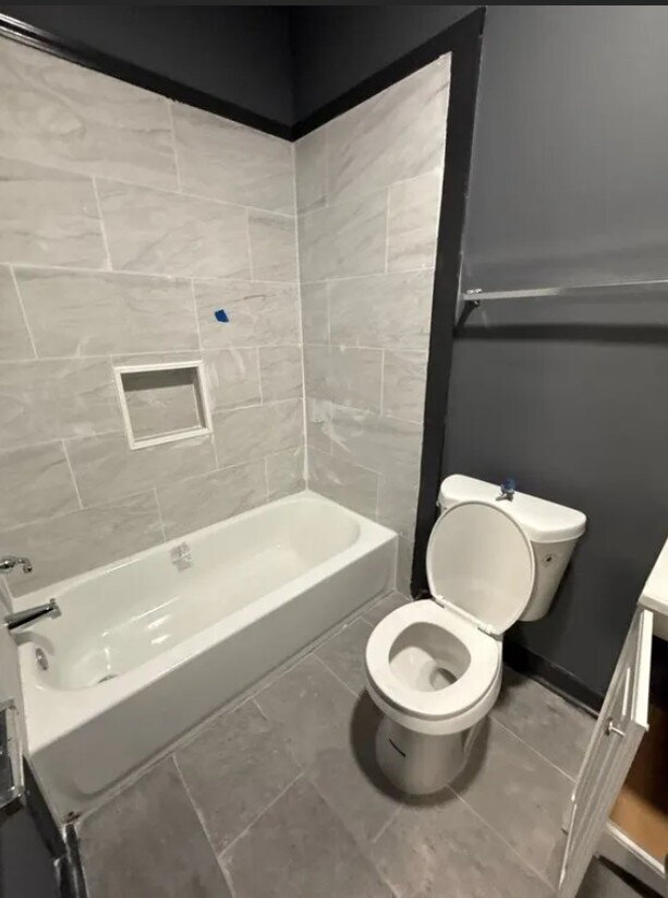 Building Photo - Fully Renovated 3BR in Sherwood Forest – Section 8 Welcome