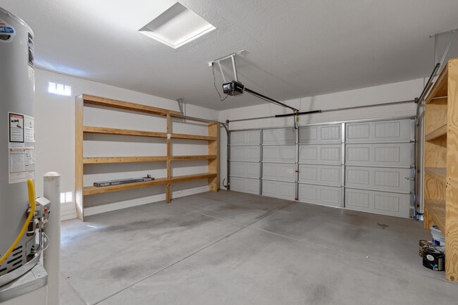 Building Photo - 26239 N 166th Ave