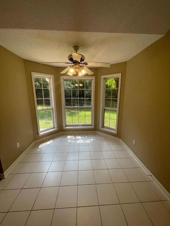 Building Photo - The Woodlands Subdivision!