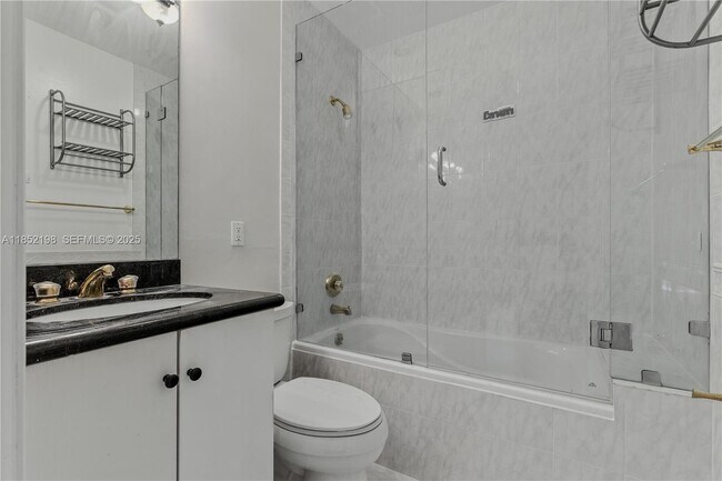 Building Photo - 17900 SW 77th Ave