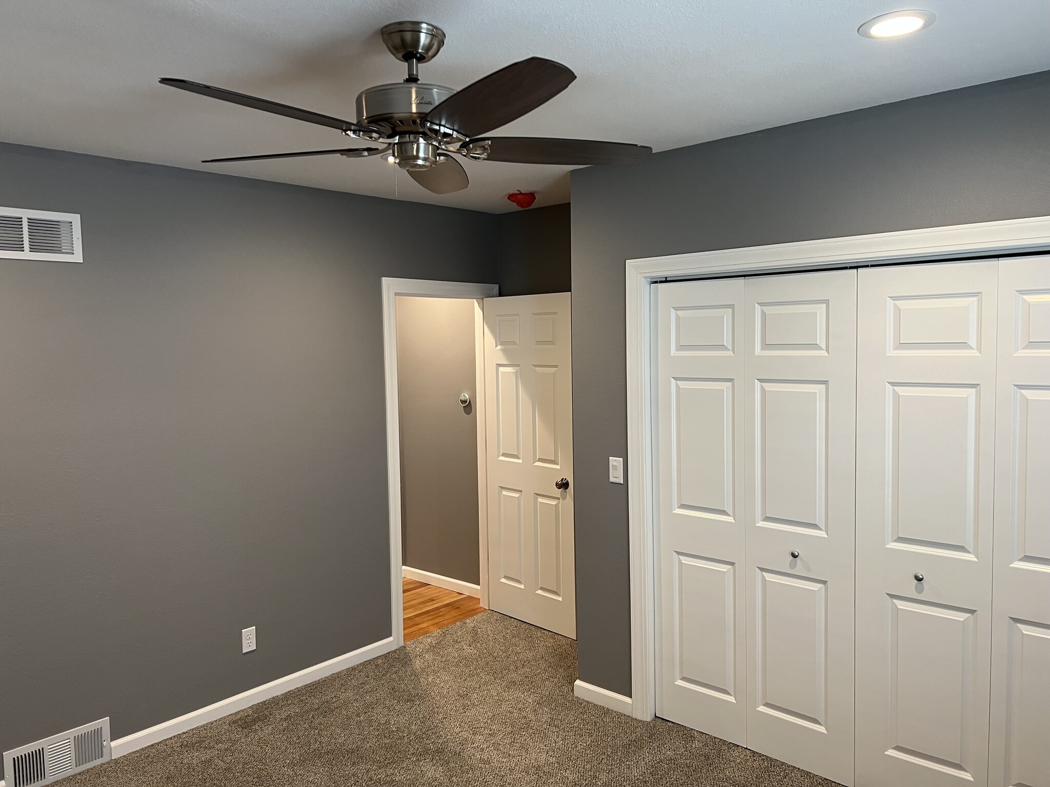 Bedroom 2 - 1124 Emerald St