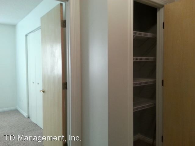 Building Photo - 3 br, 2 bath House - 3925 S Jefferson Ave #1