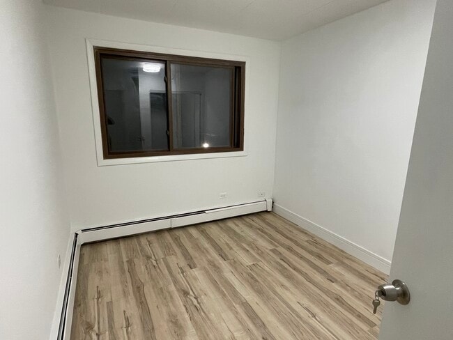 Third bedroom - 1220 S Lorraine Rd