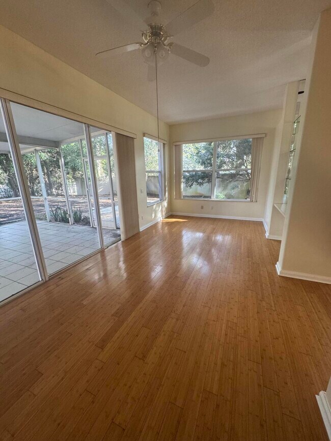 Building Photo - 900 Bear Island Cir