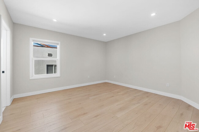 Building Photo - 2214 Benecia Ave