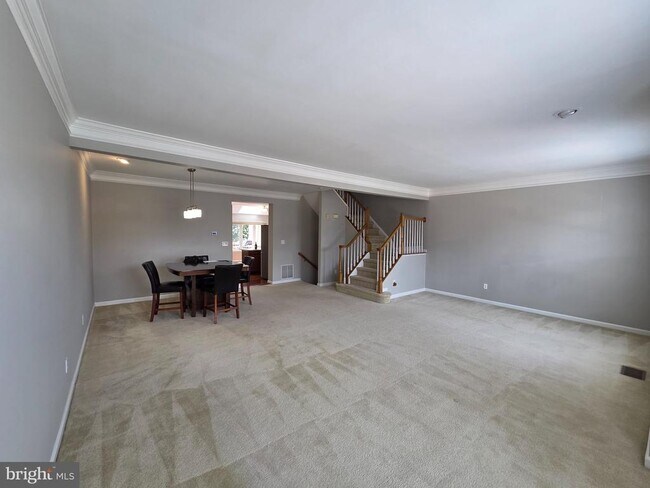 Building Photo - 43738 Clemens Terrace