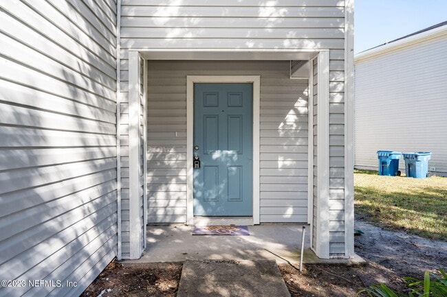 Building Photo - 1637 Biscayne Bay Cir