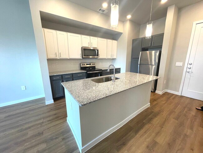 Building Photo - 500 Westinghouse Rd