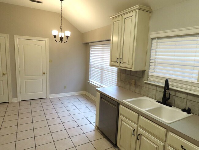 Building Photo - COMING SOON! Whitehouse! Gorgeous 4 Bedroom, 2 Bath Home