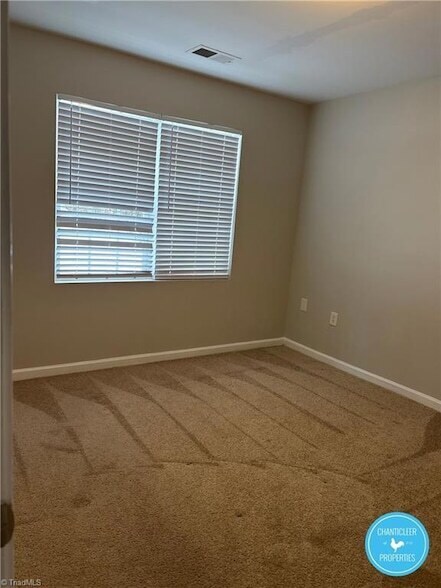 Building Photo - 1041 W Barton St