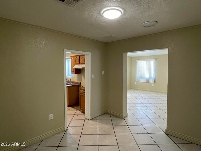 Building Photo - 1701 E Harvard St