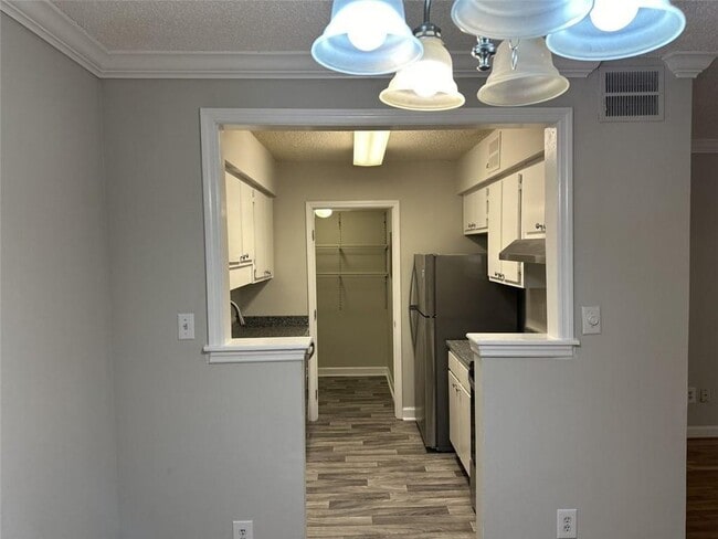 Building Photo - 1705 Wingate Way