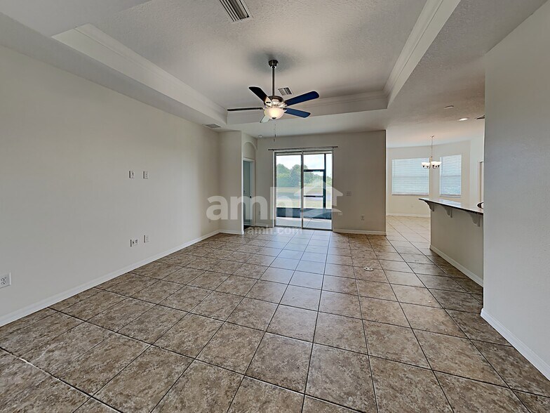 Building Photo - 12025 Whistling Wind Dr