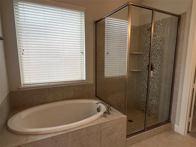 Building Photo - 3560 Sevilla Dr