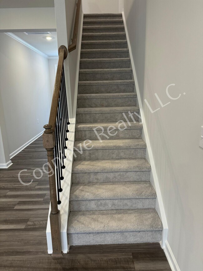 Building Photo - 1516 Foal Run Trl