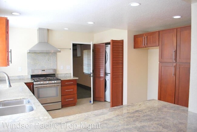 Building Photo - 3 br, 2 bath House - 9468 Alcosta Blvd.