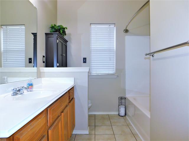 Building Photo - 3840 Chimney Rock Dr