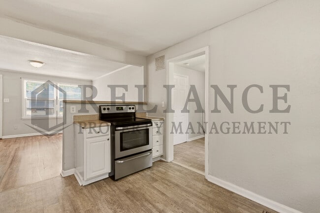 Building Photo - 1126 Silverdale Ct