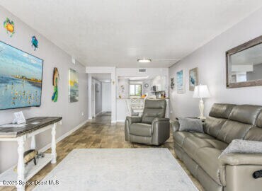 Building Photo - 8500 Ridgewood Ave