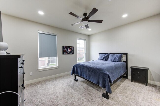 Building Photo - 14514 Sanour Dr