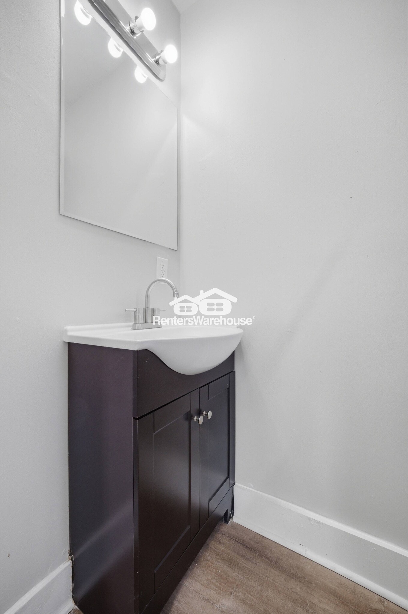 Building Photo - 2729 Somme Ave