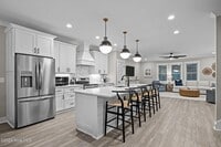 Building Photo - Winter Rental in Emerald Isle